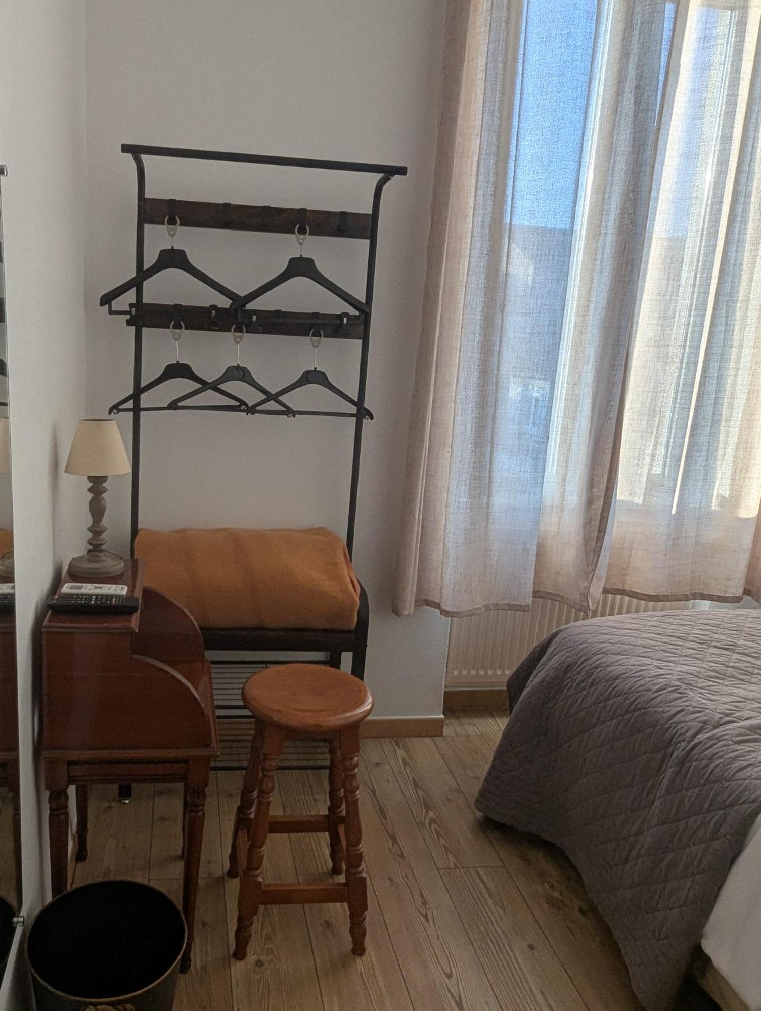 Hotel Du Parc Montelimar Ruang foto